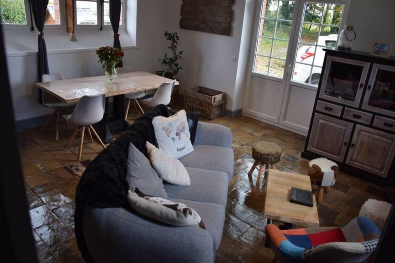 Villa Maison de charme à 5 min de Sainte-Mère-Eglise à Chef-du-Pont Extérieur photo